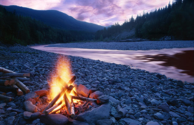 KJF-campfire in mountains
